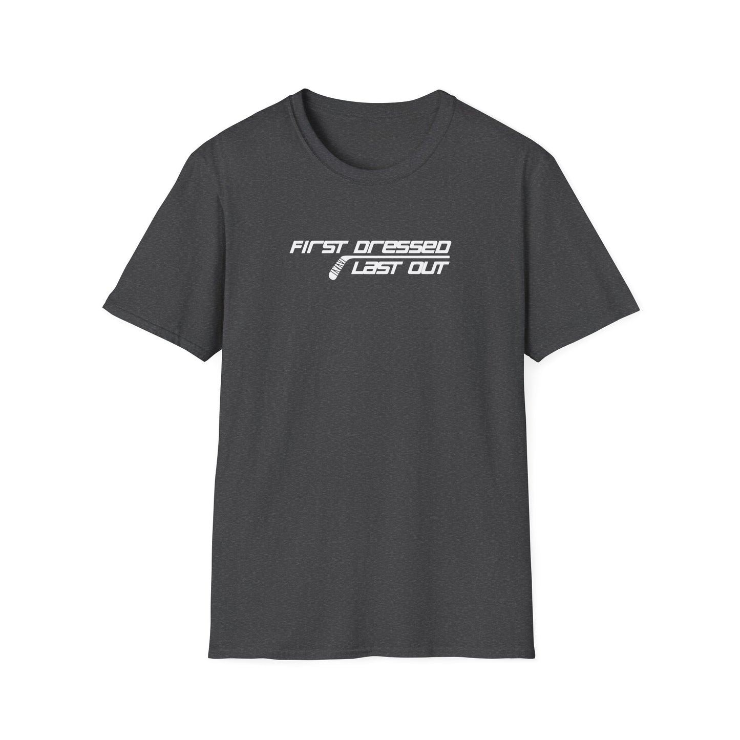 Habillé en premier. Dernier sorti. T-shirt Homme